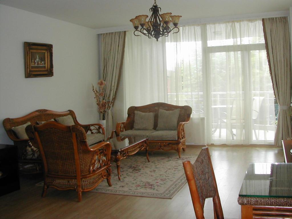 Oasis Suites Apartments And Studios Ravda Room photo