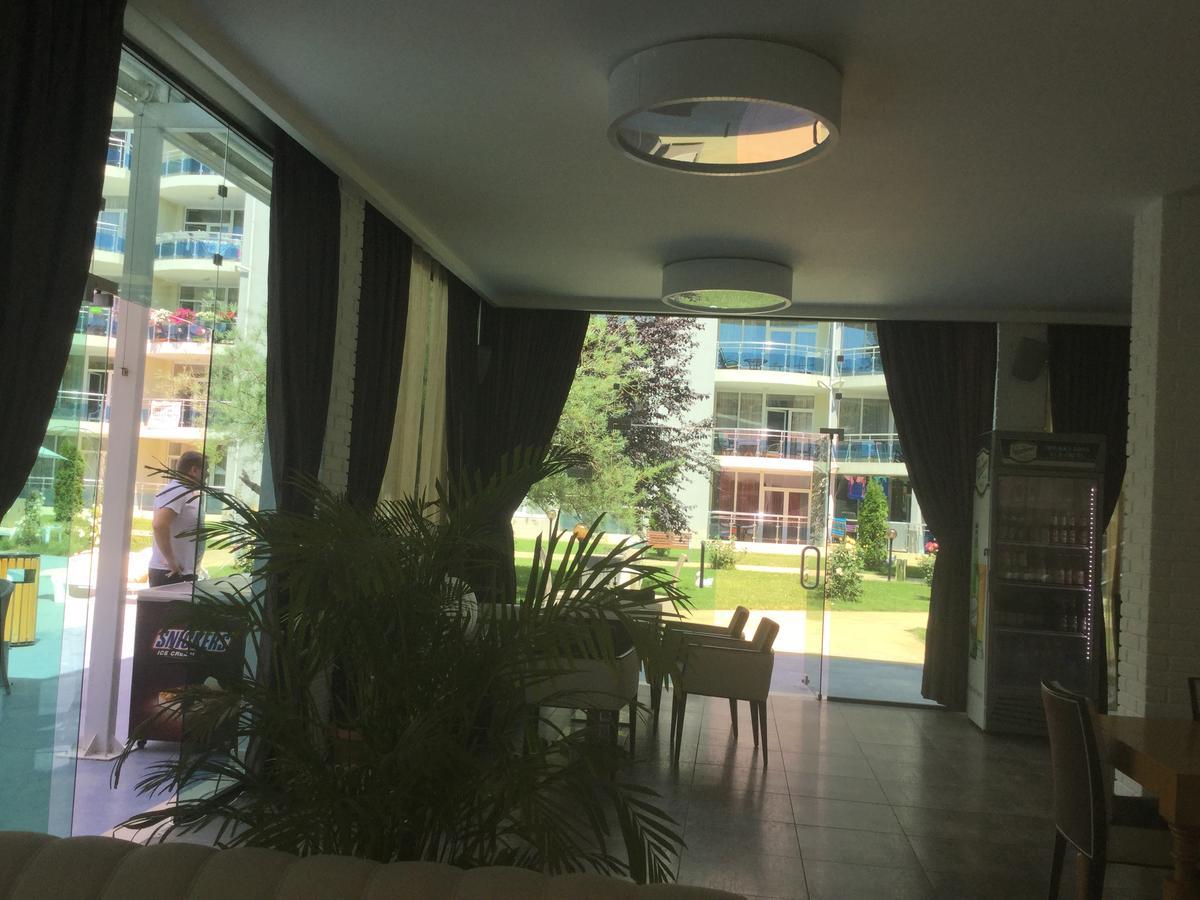 Oasis Suites Apartments And Studios Ravda Exterior photo